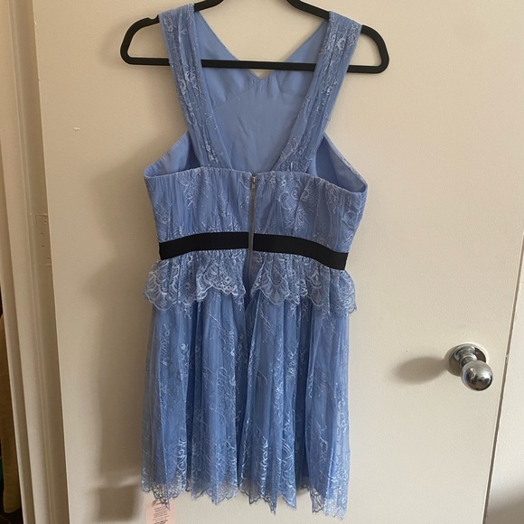 Self-Portrait Cross Front Fine Lace Blue Mini Dress - Picture 6 of 7